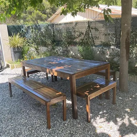 Prázdninový dům Petite Familiale Dans Quartier Residentiel - Les Muriers *